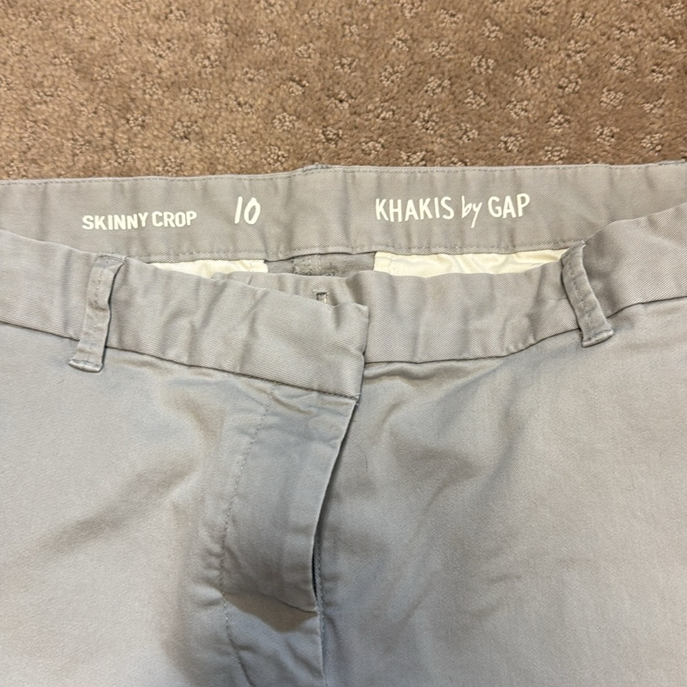 Gap skinny crop khakis size 10 - Picture 2 of 2